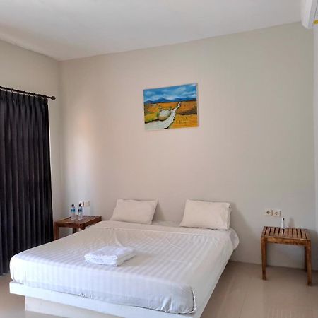 Kuta  Village Corner Homestay חדר תמונה