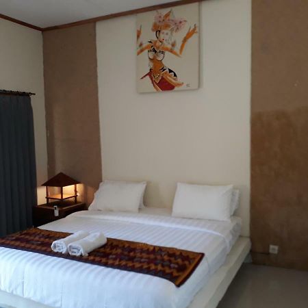 Kuta  Village Corner Homestay מראה חיצוני תמונה